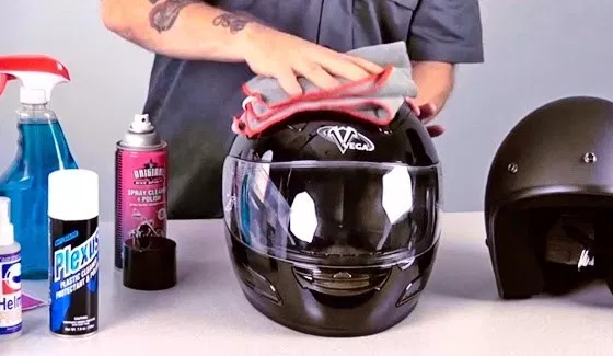 5 Hal yang Perlu Kamu Perhatikan agar Helm Tetap Nyaman dan Aman saat Digunakan! 3