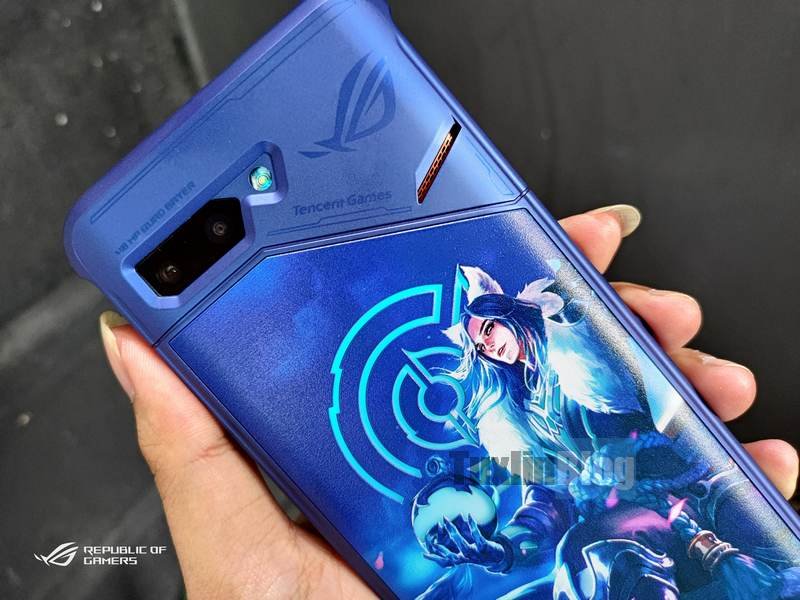 Nyobain Lighting Armor Case Buat Asus ROG Phone 2: Sumpah, Keren Banget! 7 Nyobain Lighting Armor Case Buat Asus ROG Phone 2: Sumpah, Keren Banget! 7